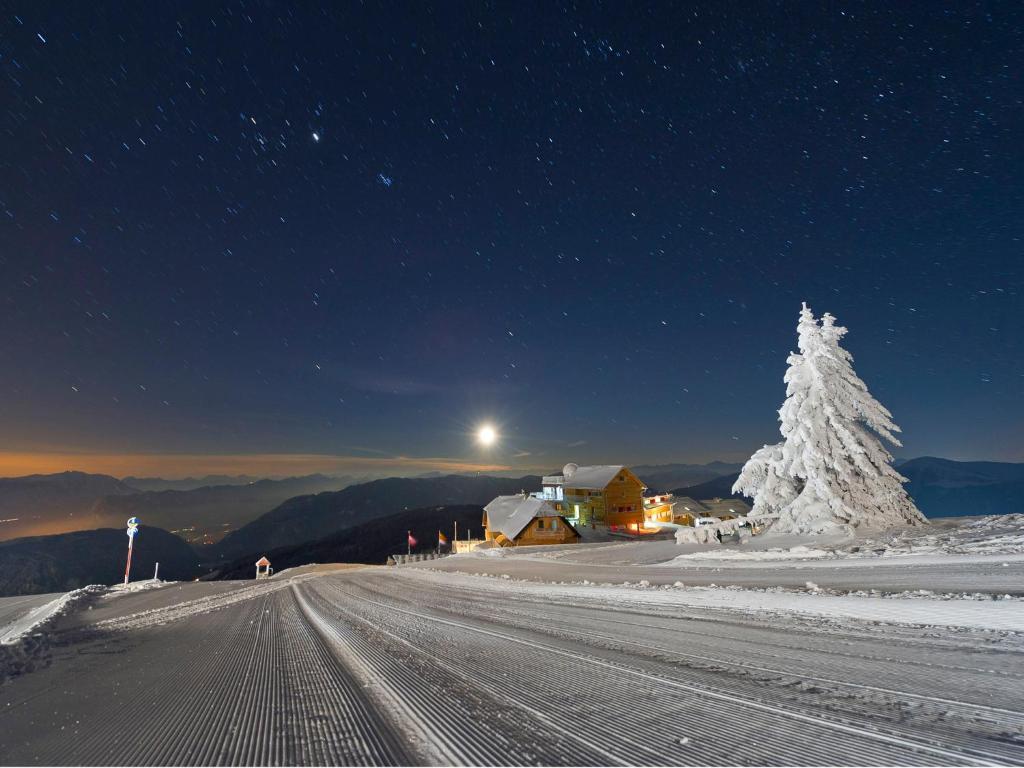 Alpinhotel Pacheiner Treffen Luaran gambar